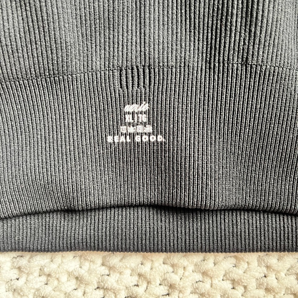 3 Bra Bundle - Picture 5 of 8